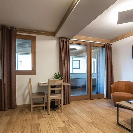 Le Roc Noir By Alpapart Aparthotel