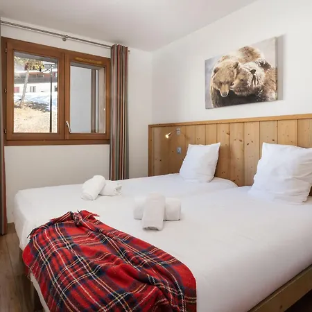 Le Roc Noir By Alpapart Aparthotel 3*